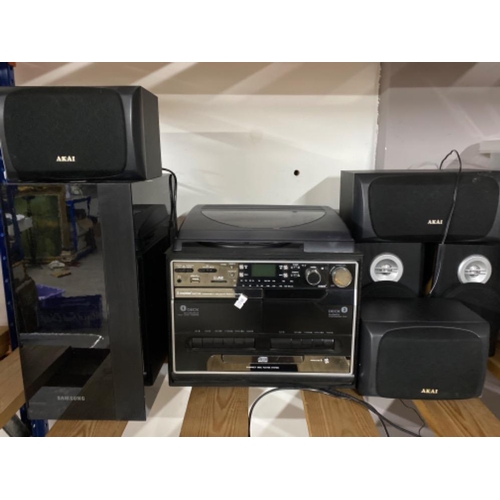 370 - Steepletone SMC turntable cassette radio system & pair of matching speakers, also includes 2x Akai s... 