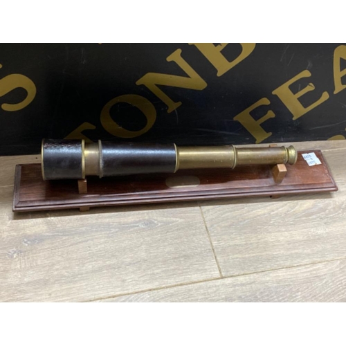 413 - Brass & leather telescopic telescope on stand