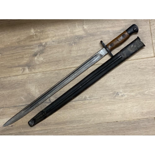 415 - World War One (1907) Lee Enfield Bayonet with scabbard