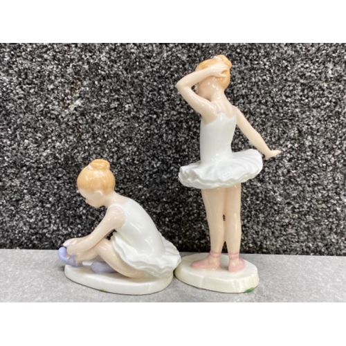 433 - 2x Royal Doulton child ballerina figures - HN 3434 Ballet shoes & HN 3395 Little Ballerina