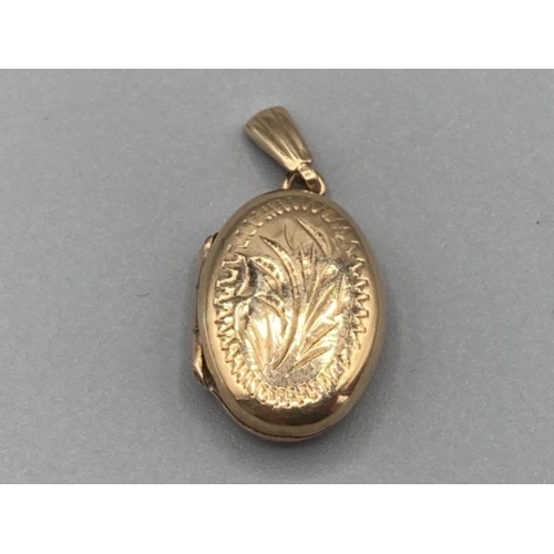 485 - 9ct gold oval locket 2.4g gross