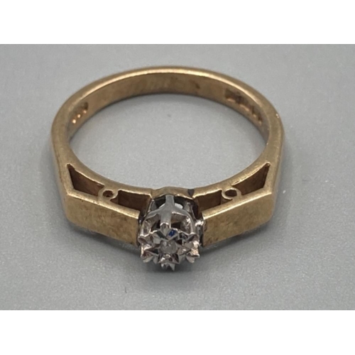 503 - Vintage 9ct gold diamond solitaire ring size L 3g gross