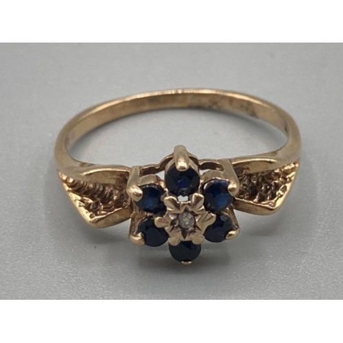 507 - Vintage ladies 9ct gold sapphire and diamond cluster ring size L 1.8g gross