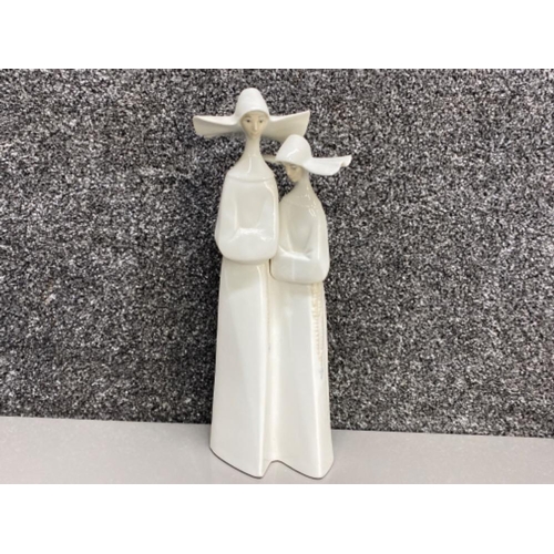 518 - Large Lladro figure 4611 “Nuns” in good condition - height 32.5cm