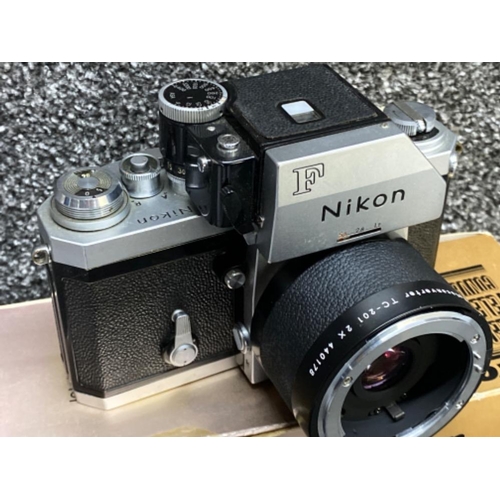 524 - Nikon F SLR camera with 2x Nikon teleconverters (both with boxes)