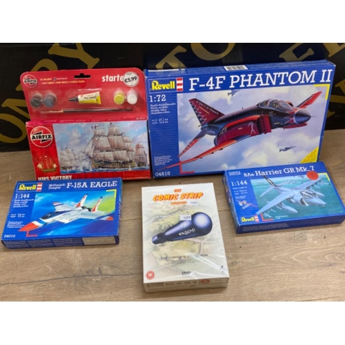 596 - 2x Revell military aircraft models - F-4F phantom II, F-15A Eagle plus one other model plane, also i... 