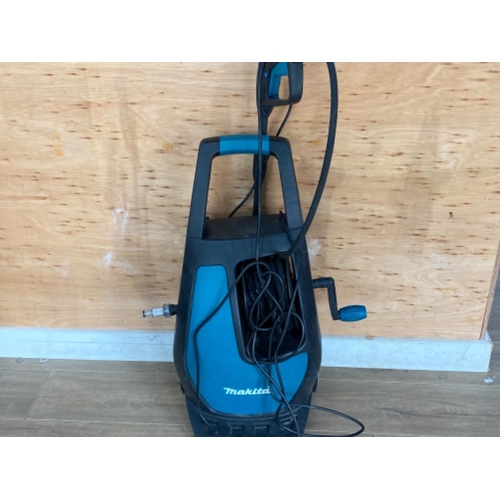 602 - Makita upright pressure washer