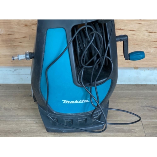 602 - Makita upright pressure washer