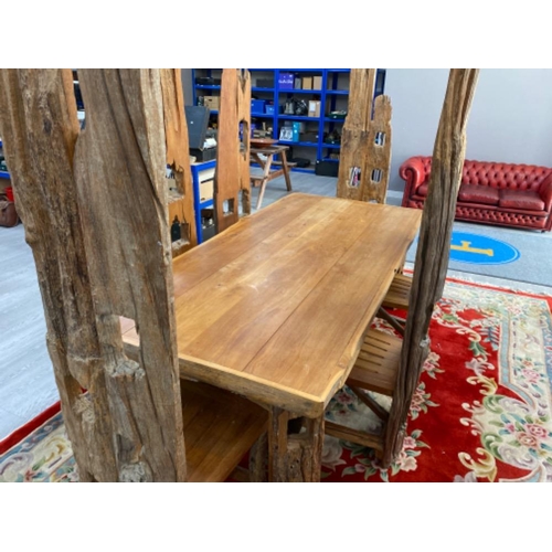 621 - Large solid oak (driftwood) dining table & 6 matching chairs by Living Space, table measurements 224... 