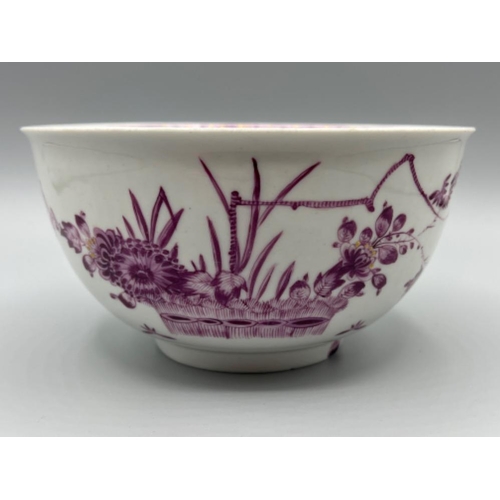 9 - Meissen bowl 1860-1924 with floral pattern in good condition