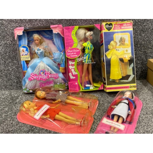 251 - 2x vintage barbie dolls - “sleep Beauty & Se Promene commina con te” together with 3x vintage Sindy ... 