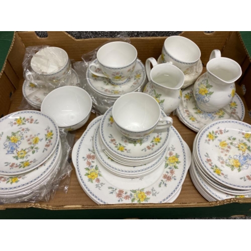 42 - Box containing 52 pieces of Royal Grafton fine bone tea China - Heritage pattern