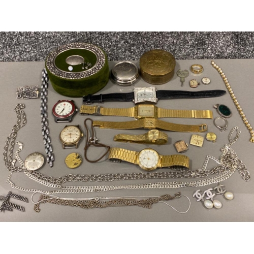 9 - Mixed lot of jewellery & collectable items - including silver topped box, watches & silver chains et... 