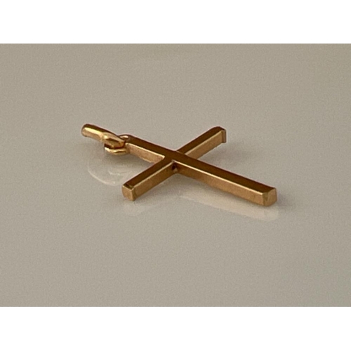 167 - 9ct gold cross pendant. 0.4g - This will be available for collection from 27th August as currently l... 