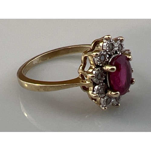 169 - Ladies 9ct gold pink and white stone cluster ring. 2.6g size J1/2 - This will be available for colle... 