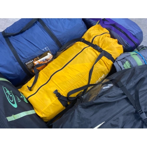 233 - Variety of camping tents ranging sizes from 3 to 8 man