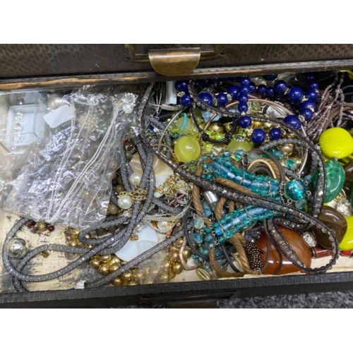 33 - 4 drawer table top chest filled with various pieces costume jewellery