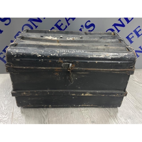 348 - Vintage metal twin handled RAF trunk containing a variety of hand written service books