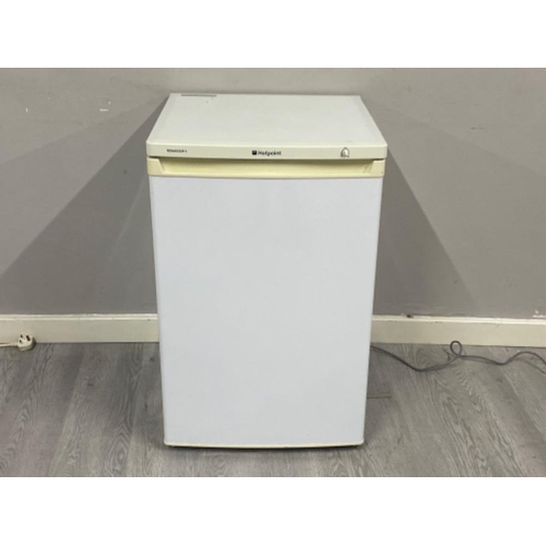 391 - Hotpoint underbench freezer