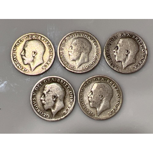 256 - 5 x George V silver six pence coins dated 1920-1928 - This will be available for collection from 27t... 