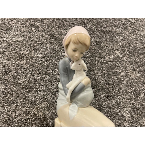 114 - Lladro 1278 jealousy in good condition with original box