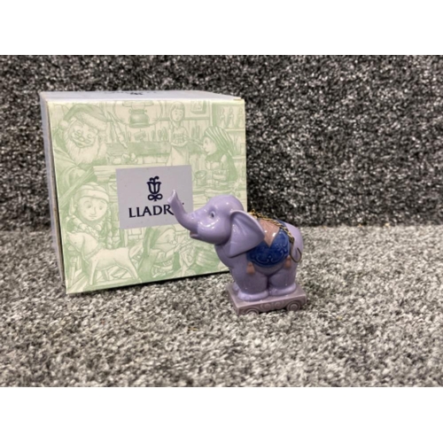 123 - Lladro 6388 Circus star in good condition with original box