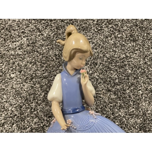 22 - Lladro 5121 girl in blue dress in good condition