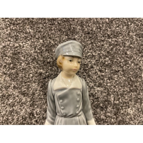 39 - Lladro 4811 Dutch boy with pails in good condition