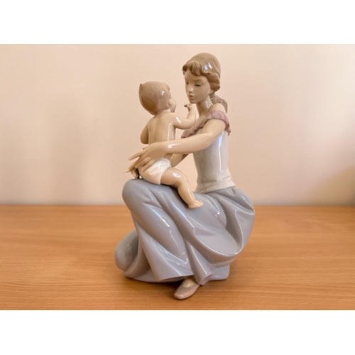 57 - Lladro 6705 “One for you, one for me” in good condition and original box