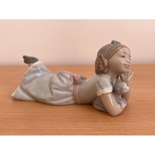 72 - Lladro 6987 “How sweet” in good condition and original box