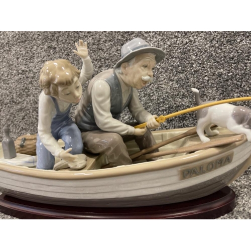 82 - Lladro 5215 Fishing with Gramps in original box - there has been some damage to this piece - the fis... 