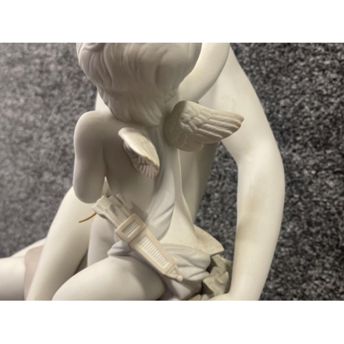 94 - Lladro 1392 Limited edition sculpture’Venus & Cupid’ signed by its designers Juan Huerta & J Ruiz nu... 