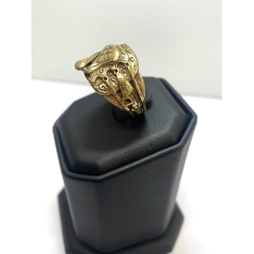 41 - Large 9ct Gold Solid Saddle Ring - 17.8grams Size X