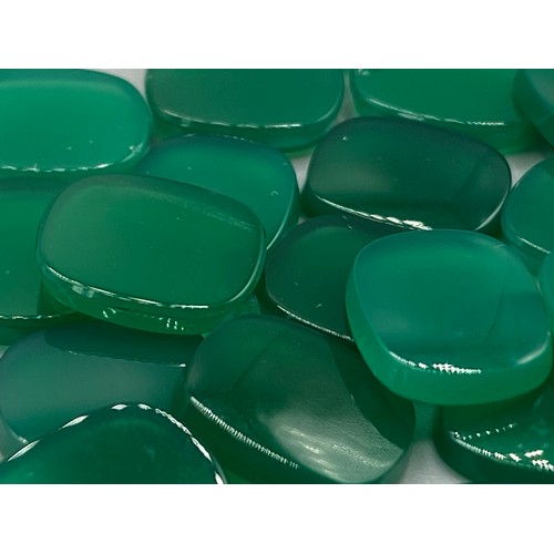 55 - 28 x Green stone slice gemstones 10mm x 12mm