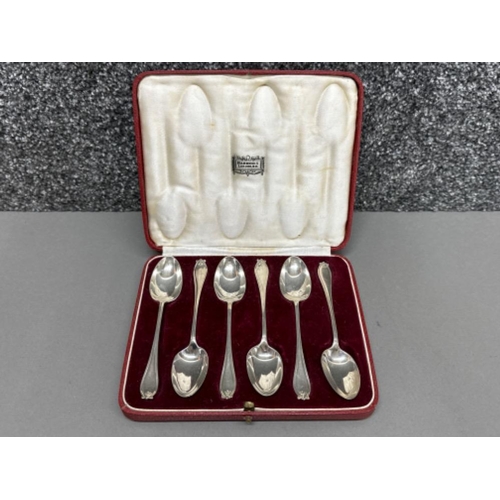 12 - Hallmarked London silver 1939 six piece spoon set with original case, 91.6g