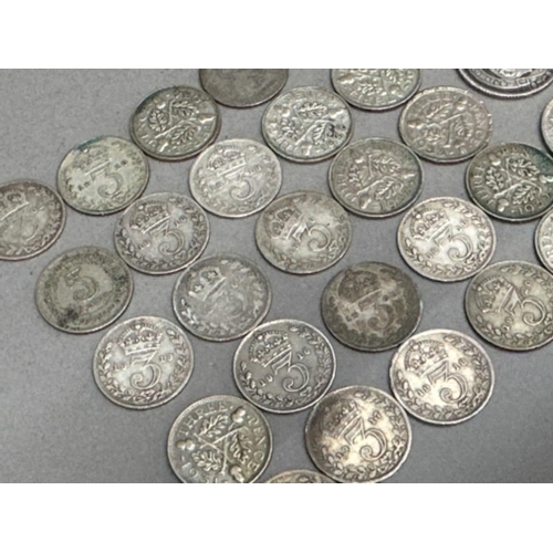 213 - Total of 30 British silver coins (mainly 3D/Three Pence coins)