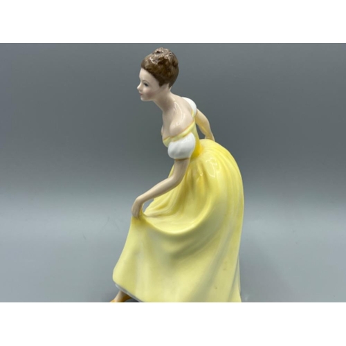 315 - Royal Doulton HN 3446 Spring song, in good condition