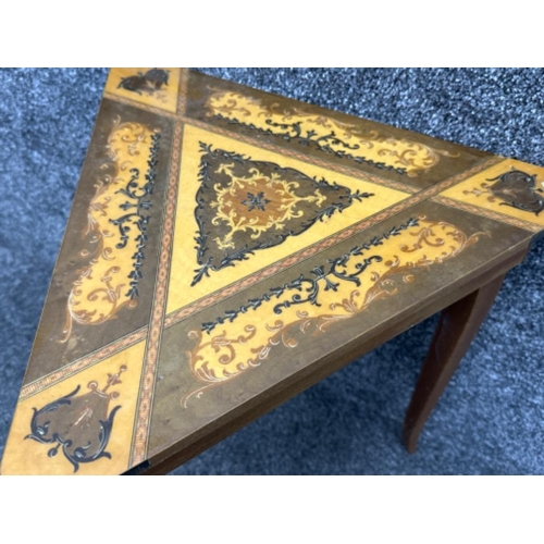 348 - Triangular shaped inlaid sewing table with built in music box - Marquetry “Lador”