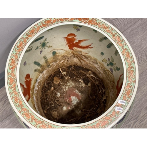 352 - Large vintage Chinese porcelain fish bowl - Height 36cm x Diameter 41cm