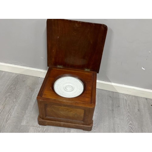 382 - Antique mahogany framed commode 47x43.5, height 31cm