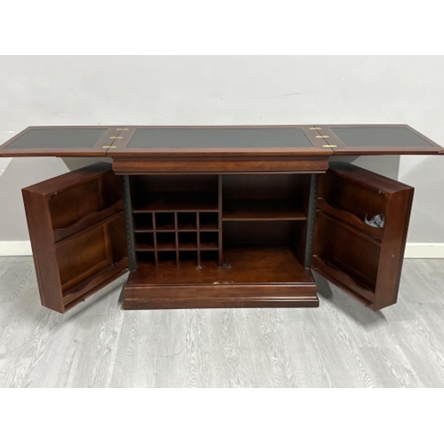 395 - Modern expandable cocktail bar/cabinet - mahogany