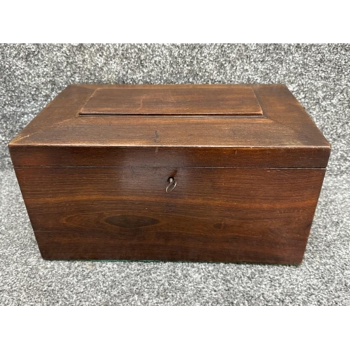 89 - Dark oak jewellery box with key - 35x22.5cm, height 18cm