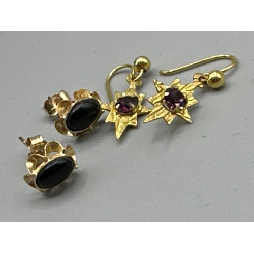 99 - 9ct gold & Amethyst drop earrings & 9ct gold onyx set stud earrings, 1.2g gross