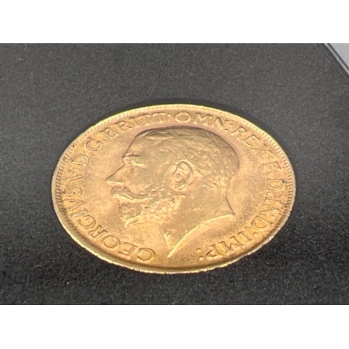 29 - 1914 King George V full gold sovereign coin proofed and cased