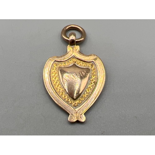 42 - 9ct gold hallmarked Shield charm/pendant (3.13g)