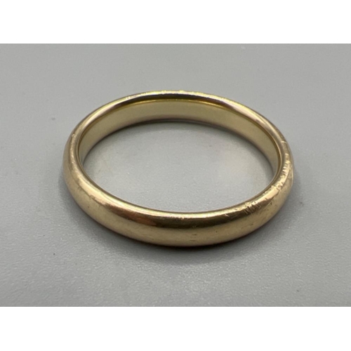 49 - Gents 9ct gold hallmarked wedding band, size T (4.3G)