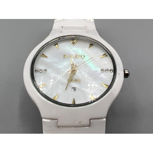 115 - Ladies Rado white ceramic wristwatch