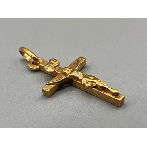 61 - Nice 9ct gold Crucifix (1.43g)