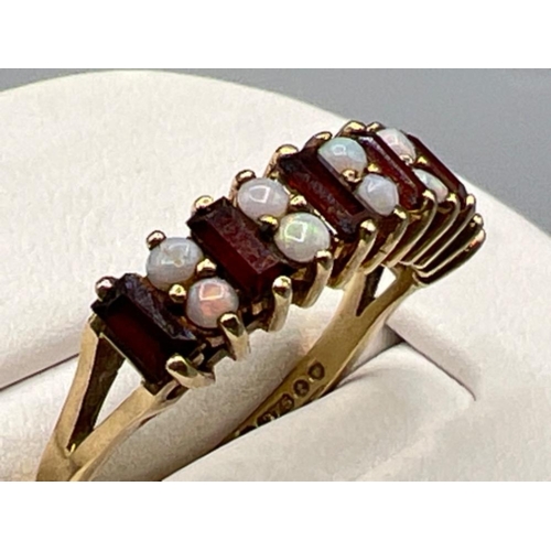 70 - Ladies hallmarked 9ct gold Opal and ruby set ring, size N (2.67g)