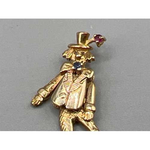 93 - 18ct multi stone Clown movable pendant (2.86g)